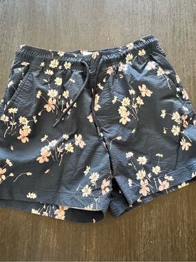 Men’s Navy Floral Drawstring Shorts